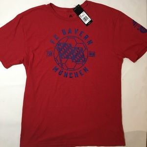 FC Bayern Munchen T shirt Red and Blue Size (S)